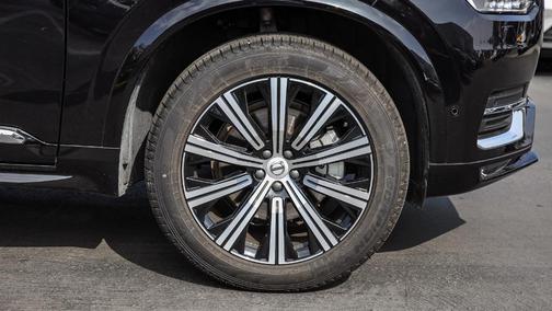 2025 Volvo XC90 B6 Plus 7-Seater