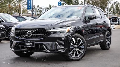 2025 Volvo XC60 B5 Plus
