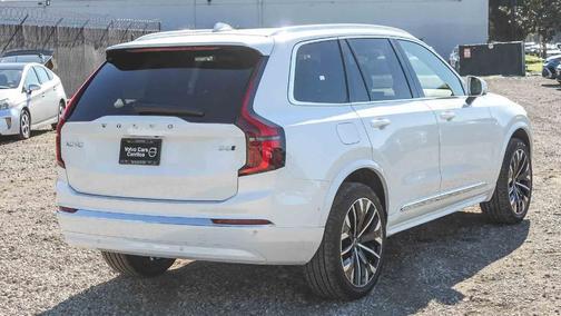 2026 Volvo XC90 B6 Plus 7-Seater