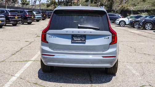 2025 Volvo XC90 B6 Ultra