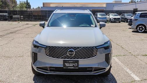 2025 Volvo XC90 B6 Ultra