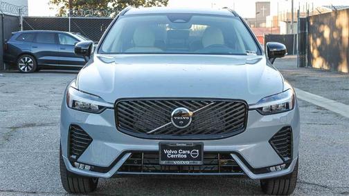2026 Volvo XC60 B5 Ultra