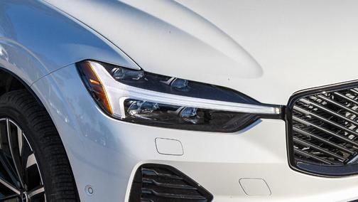 2026 Volvo XC60 B5 Ultra