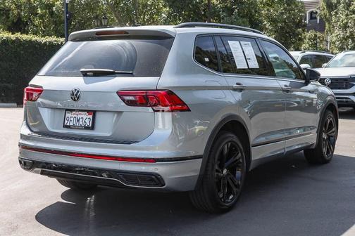 2023 Volkswagen Tiguan 2.0T SE R-Line Black
