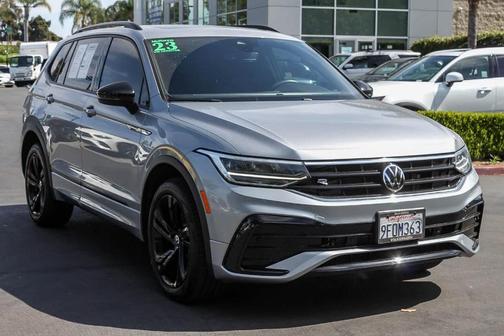 2023 Volkswagen Tiguan 2.0T SE R-Line Black