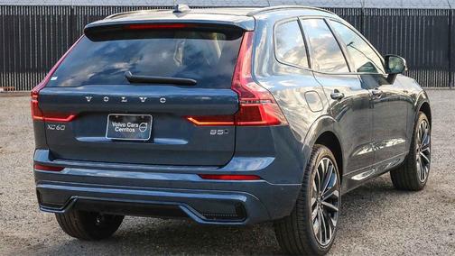 2026 Volvo XC60 B5 Ultra