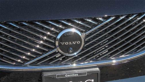 2026 Volvo XC90 B5 Plus 7-Seater