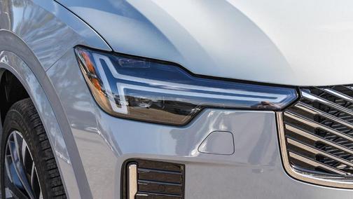 2026 Volvo XC90 B5 Plus 7-Seater