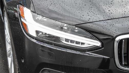 2019 Volvo S90 Recharge Plug-In Hybrid T8 Inscription