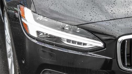 2019 Volvo S90 Recharge Plug-In Hybrid T8 Inscription