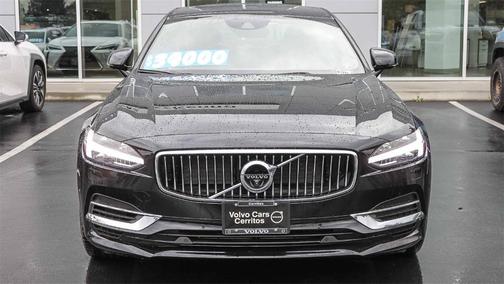 2019 Volvo S90 Recharge Plug-In Hybrid T8 Inscription
