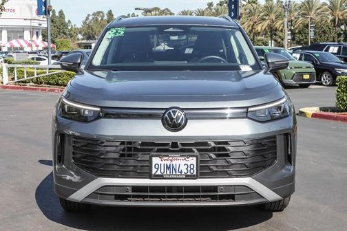 2025 Volkswagen Tiguan 2.0T S