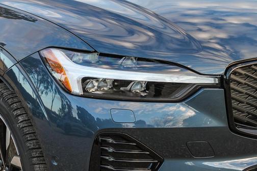 2026 Volvo XC60 B5 Ultra