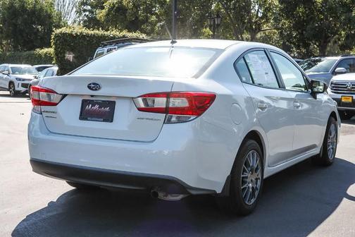 2019 Subaru Impreza 2.0i