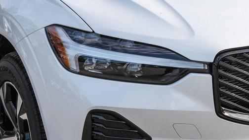 2026 Volvo XC60 B5 Core