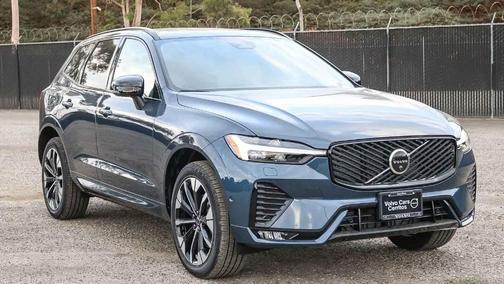 2026 Volvo XC60 B5 Plus