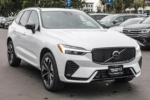 2026 Volvo XC60 Plug-In Hybrid T8 Plus