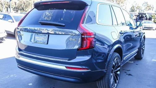 2026 Volvo XC90 B6 Ultra 7-Seater
