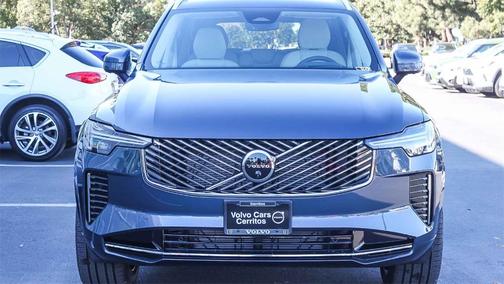 2026 Volvo XC90 B6 Ultra 7-Seater