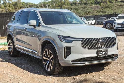 2026 Volvo XC90 B5 Core