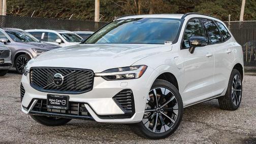 2026 Volvo XC60 Plug-In Hybrid T8 Plus