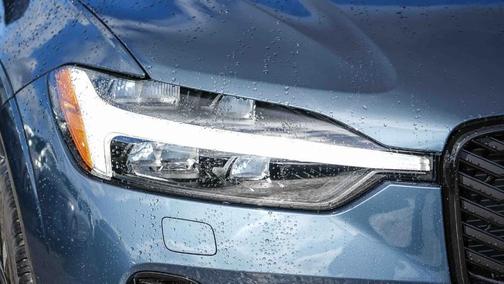 2026 Volvo XC60 B5 Ultra