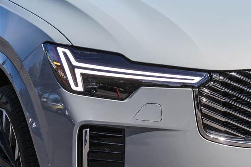 2026 Volvo XC90 B6 Ultra 7-Seater