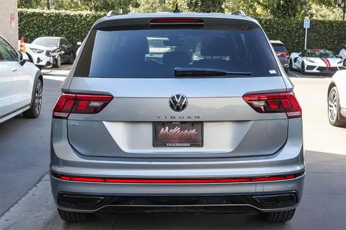 2022 Volkswagen Tiguan 2.0T SE R-Line Black