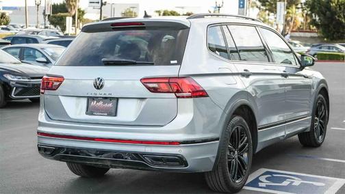 2022 Volkswagen Tiguan 2.0T SE R-Line Black