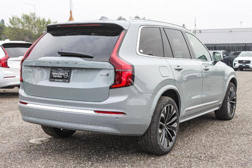 2026 Volvo XC90 B6 Ultra 7-Seater