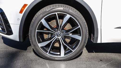 2022 Volkswagen Tiguan 2.0T SEL R-Line