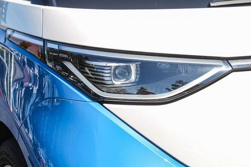 2025 Volkswagen ID. Buzz Pro S Plus
