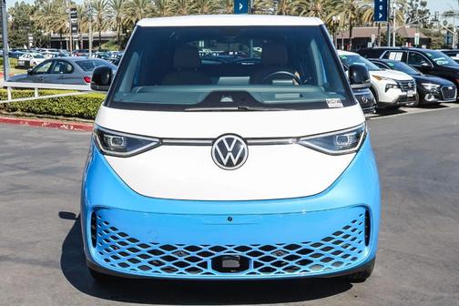 2025 Volkswagen ID. Buzz Pro S Plus