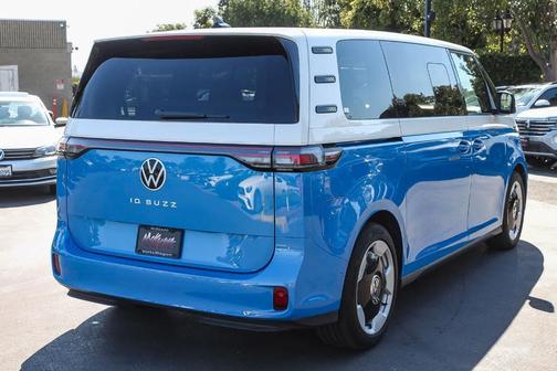 2025 Volkswagen ID. Buzz Pro S Plus