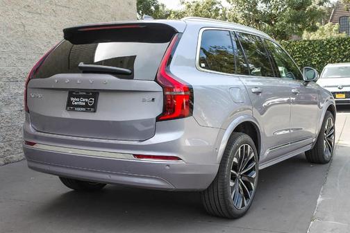 2026 Volvo XC90 B6 Plus 7-Seater