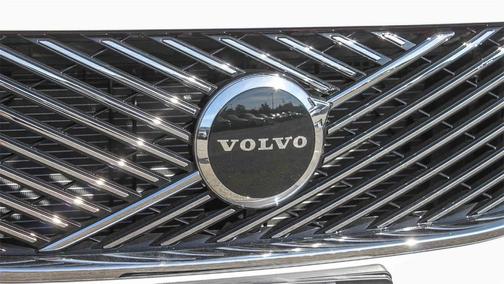 2026 Volvo XC90 B5 Core