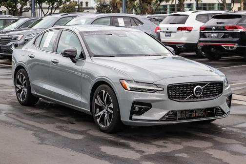Gray Metallic 2025 Volvo S60 B5 Plus