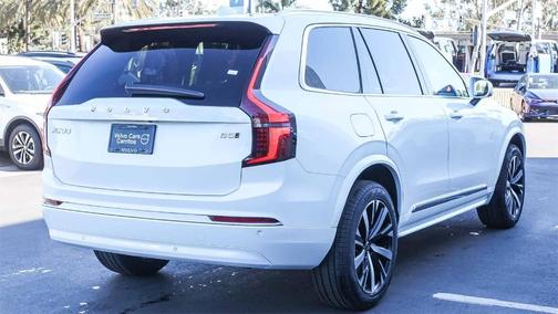 2026 Volvo XC90 B5 Core