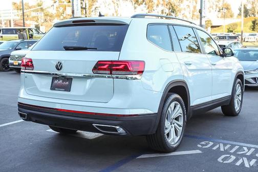2022 Volkswagen Atlas 2.0T SE w/Technology