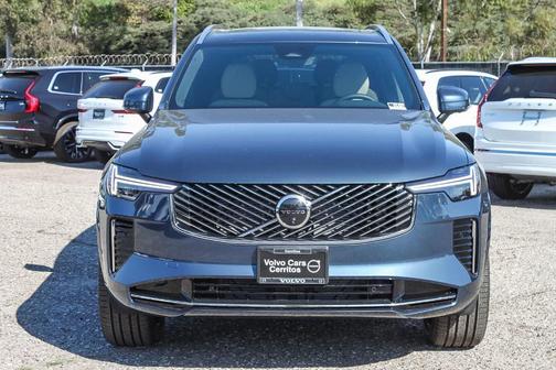 2026 Volvo XC90 B6 Plus 7-Seater