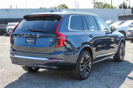 2026 Volvo XC90 B6 Plus 7-Seater