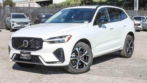 2026 Volvo XC60 B5 Core