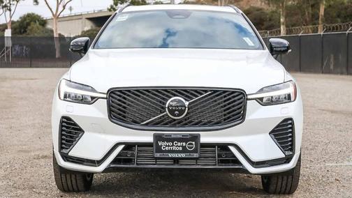 2026 Volvo XC60 Plug-In Hybrid T8 Plus