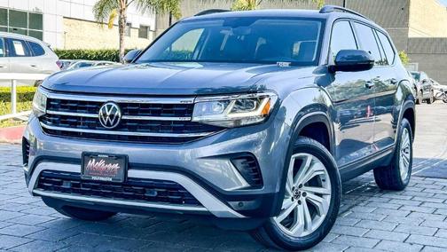 Platinum Gray Metallic 2022 Volkswagen Atlas 3.6L SE w/Technology
