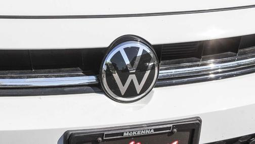 Pure White 2025 Volkswagen Jetta 1.5T S