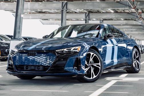 Ascari Blue Metallic 2024 Audi e-tron GT Premium Plus