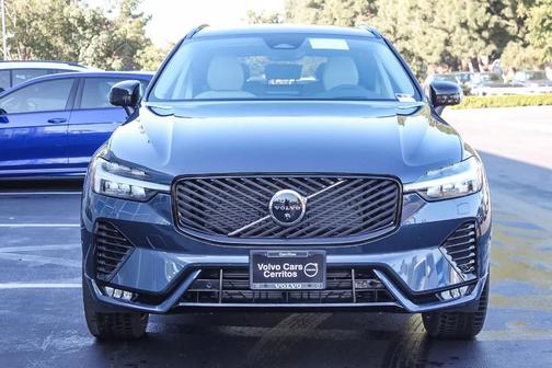 2026 Volvo XC60 B5 Ultra