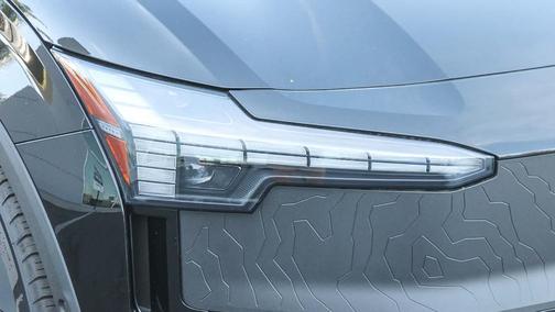 2026 Volvo EX30 TWIN MOTOR CROSS COUNTRY ULTRA