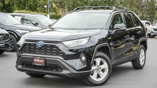 2020 Toyota RAV4 Hybrid XLE