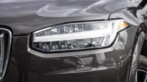 2024 Volvo XC90 B6 Plus Bright Theme 7-Seater